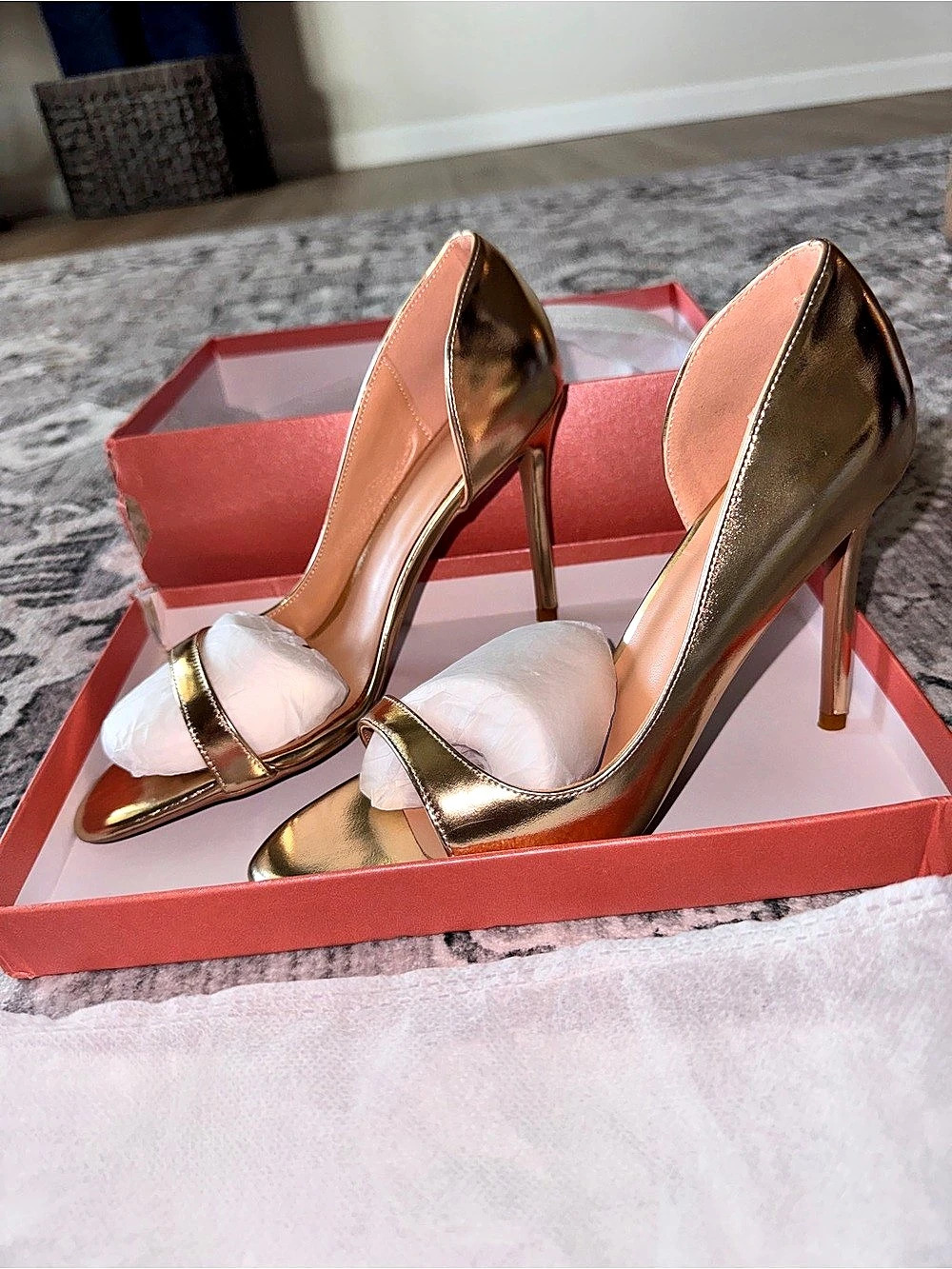 Gold Metallic Baddie Heels size 8